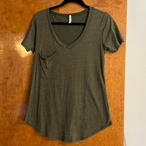 Dark green Z Supply v neck T